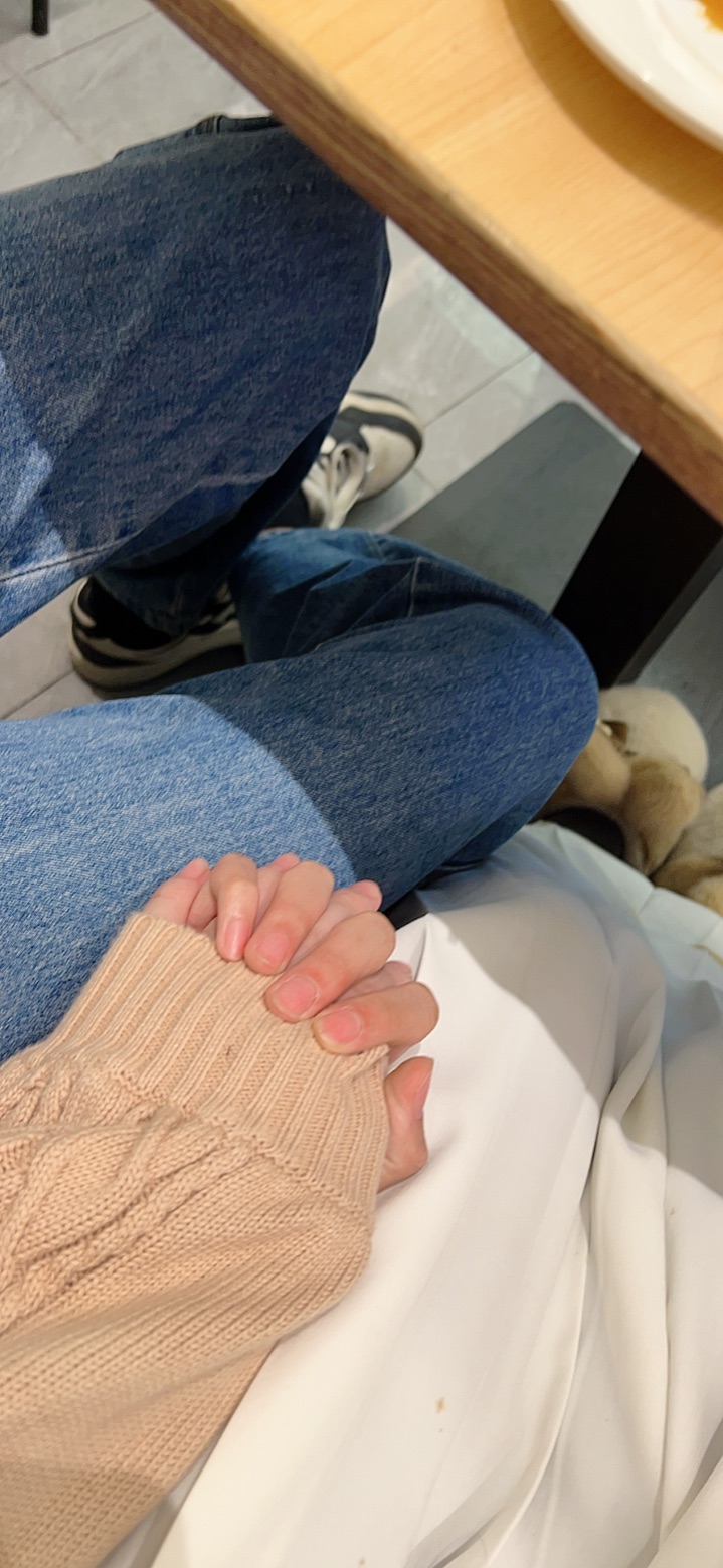 moment image